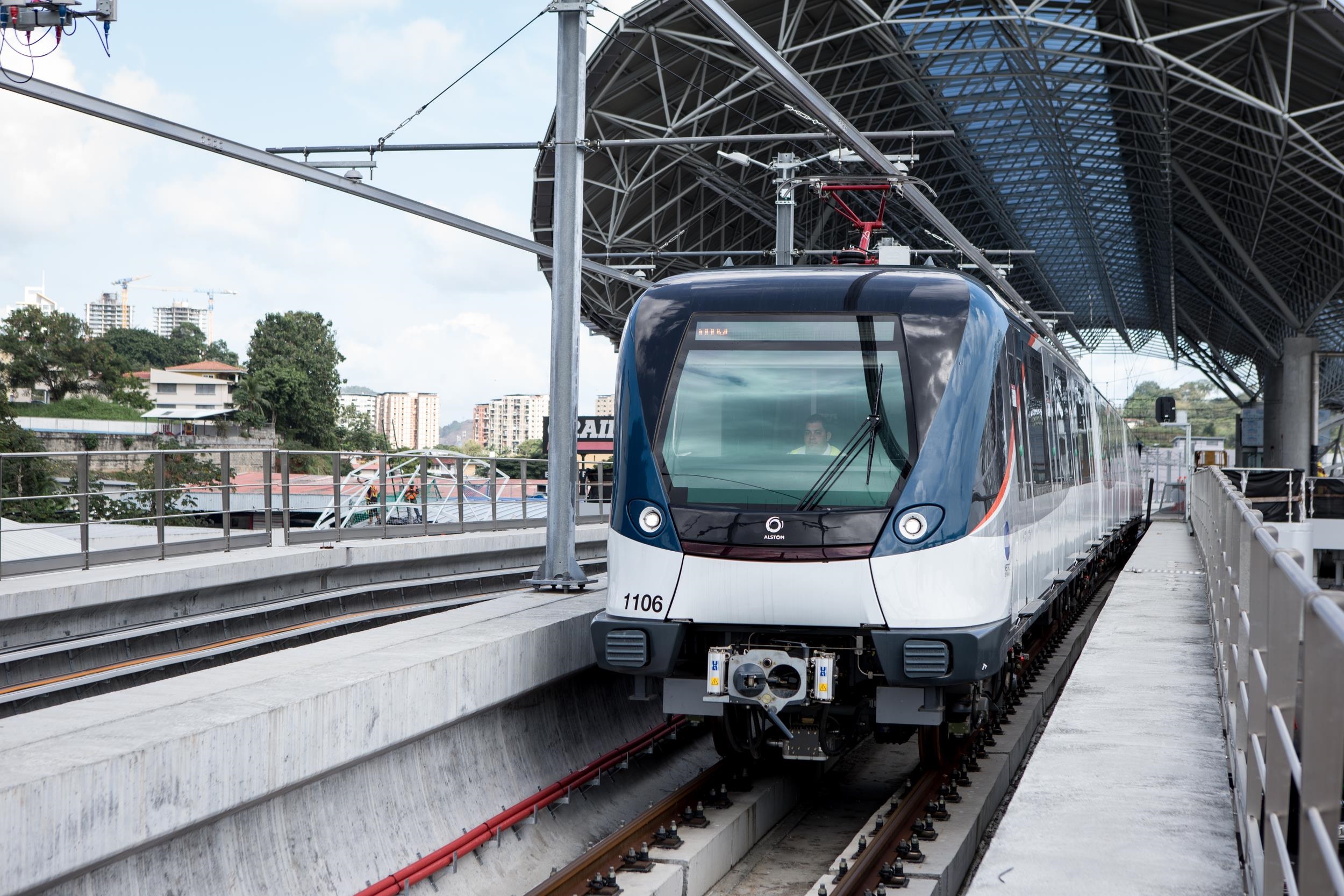 metropolis train