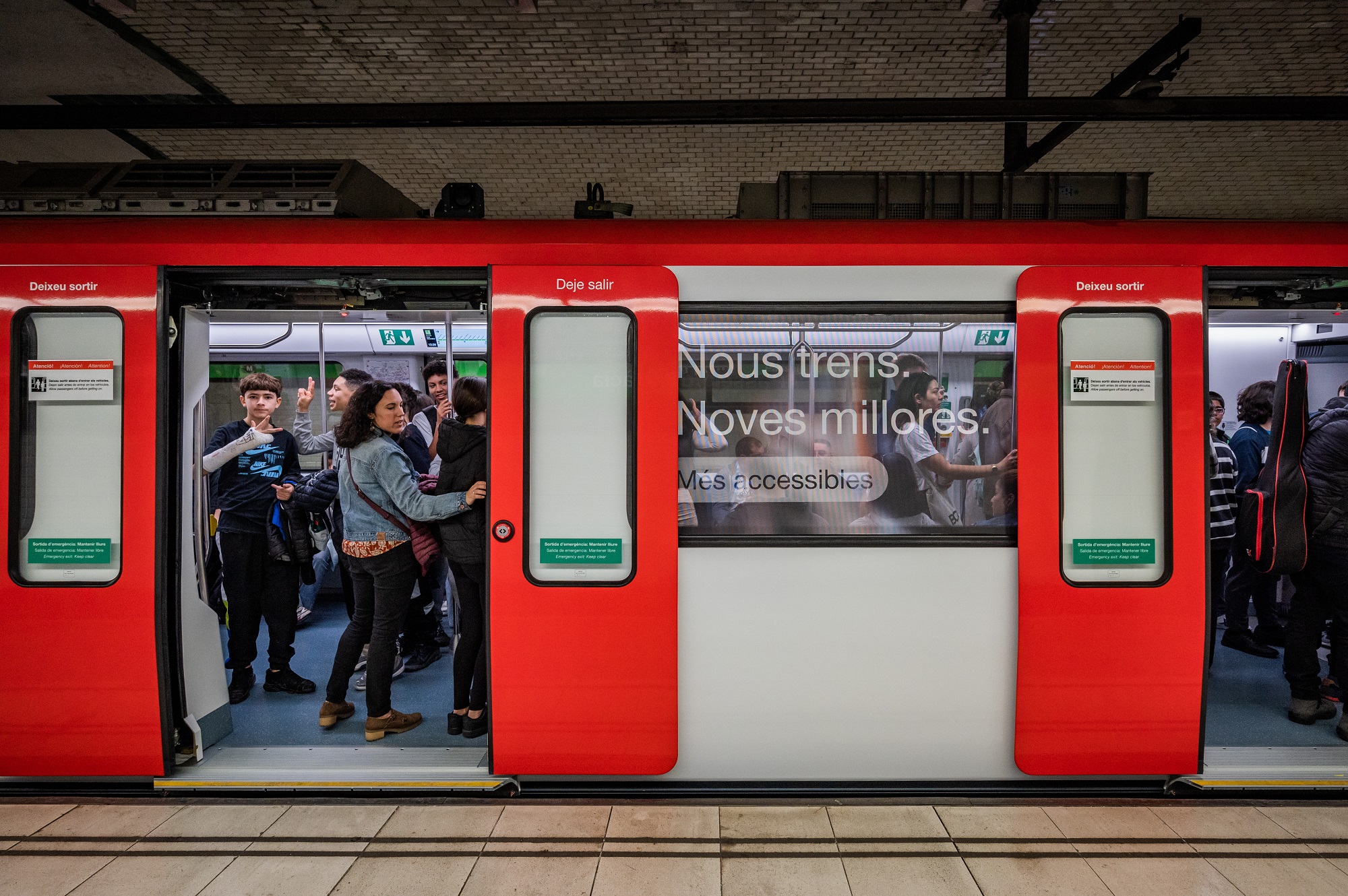 First new Barcelona Metro trains enter into commercial service | Alstom First new Barcelona Metro trains enter into commercial service | Alstom
