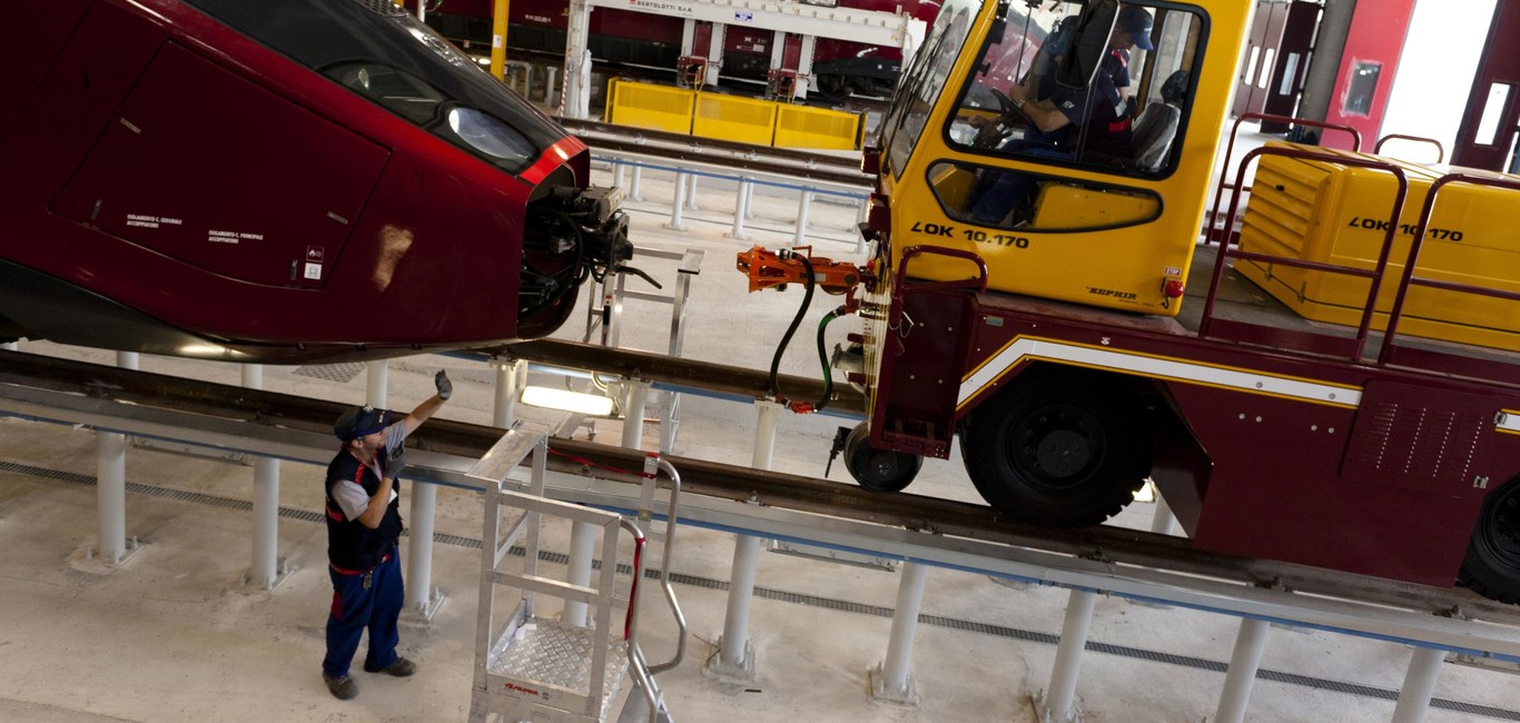 Maintenance sur l’AGV Italo, Dépôt Nola, Italie © Alstom / A.Février