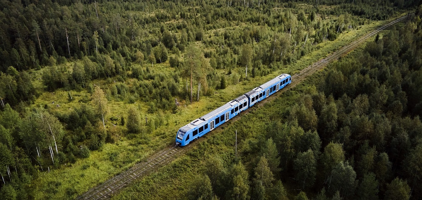 Copyright: Alstom / TOMMY HVITFELDT Coradia_iLint_on_tracks.jpg