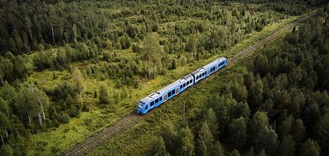 Copyright: Alstom / TOMMY HVITFELDT Coradia_iLint_on_tracks.jpg