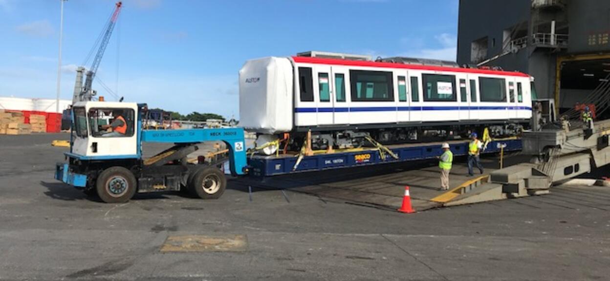 Entrega de los primeros trenes para la Línea 2B del Metro de Santo Domingo