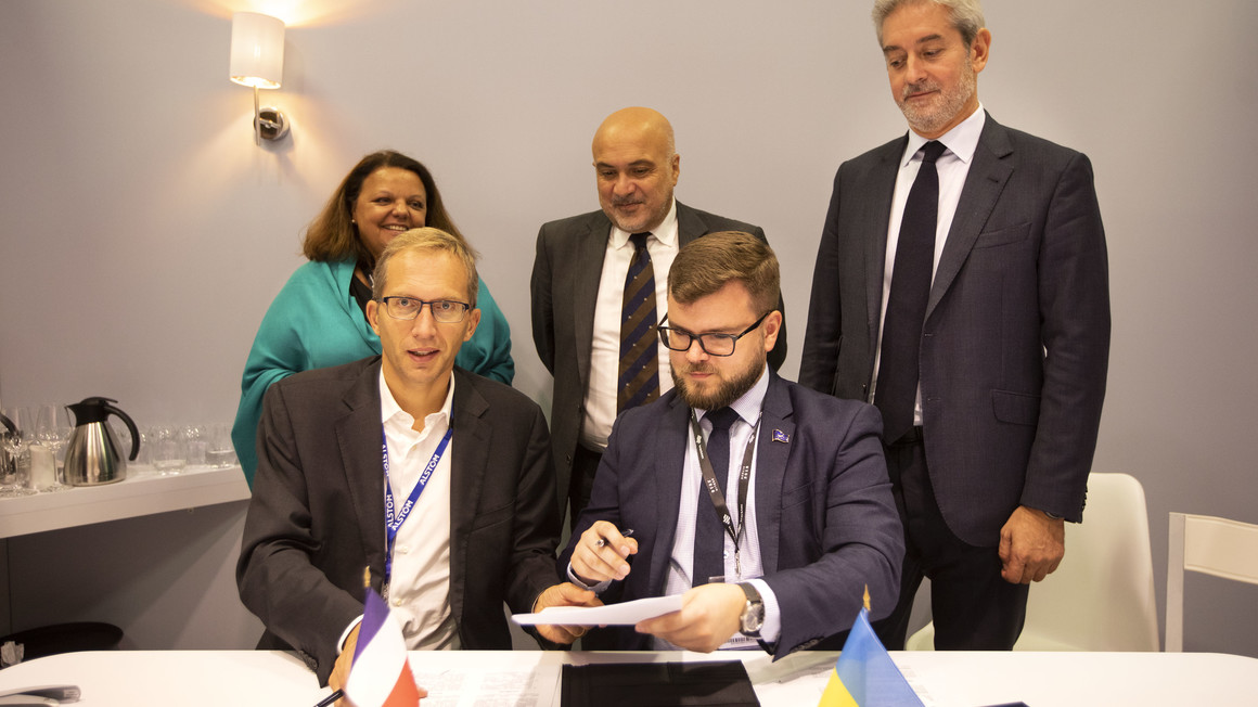 Photo TOMA / Vincent Baillais Alstom signs Memorandum of Understanding with Ukrainian Railways for electric locomotives