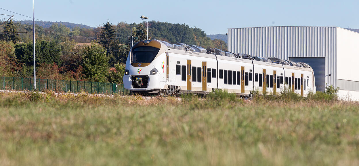 Alstom begins shipping Coradia Polyvalent  regional trains for Senegal