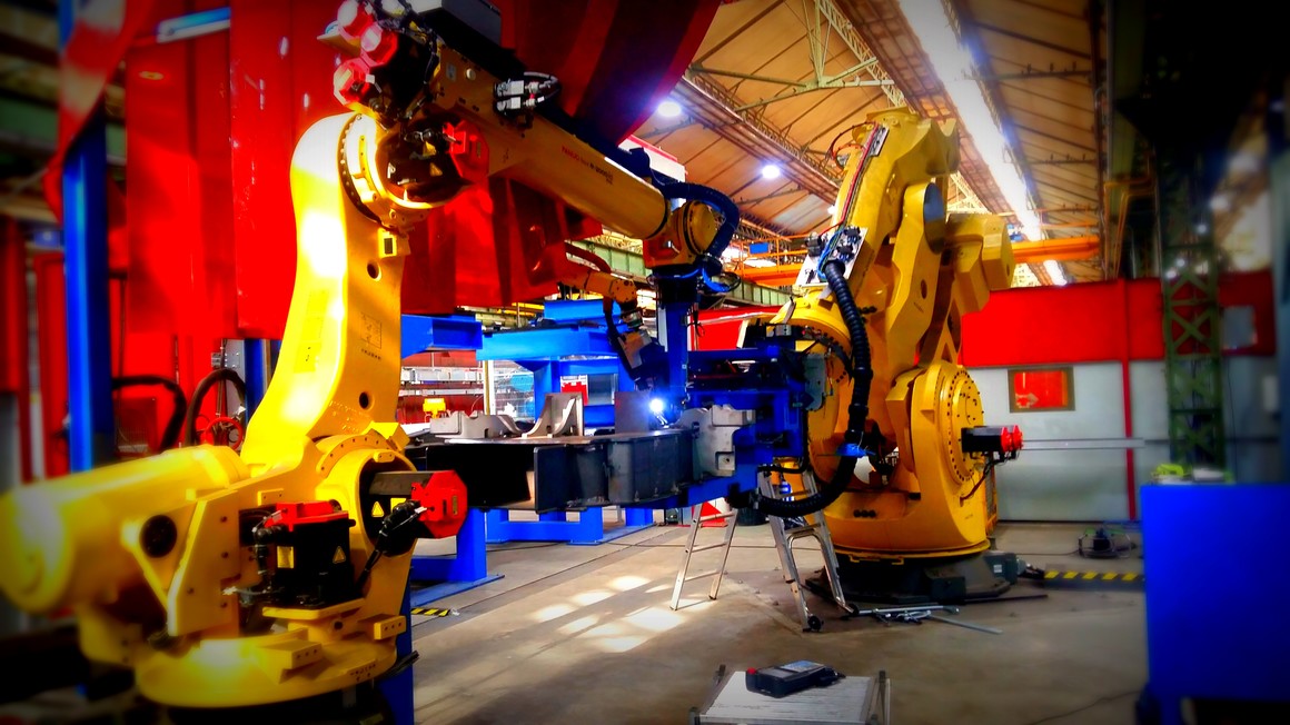 © Farman Robot de soudage Le Creusot