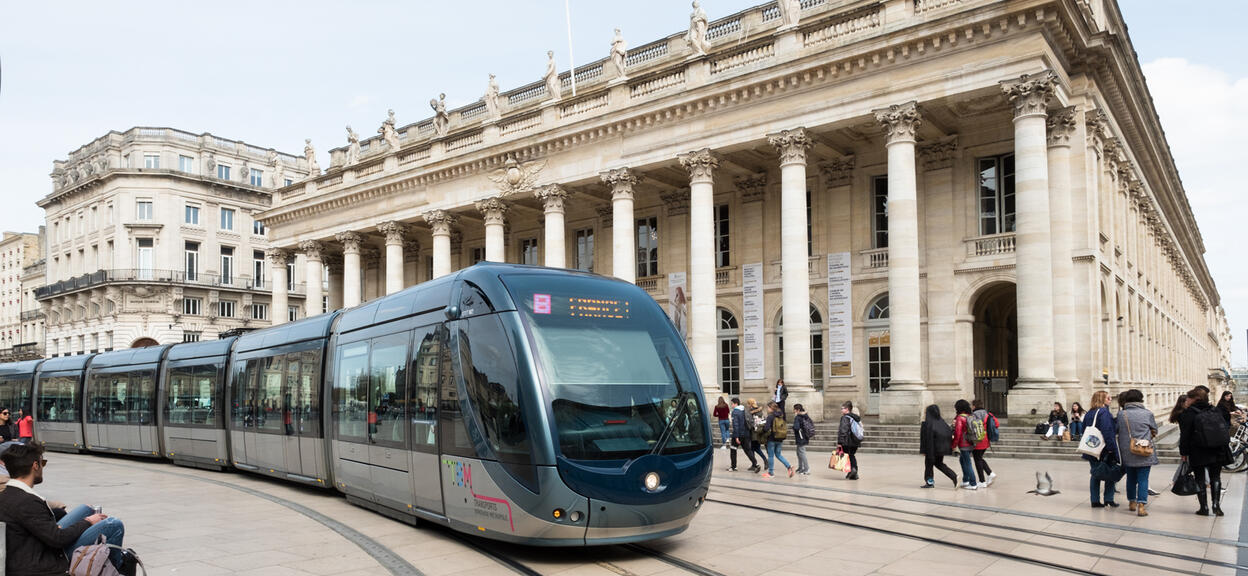 Citadis Bordeaux Copyright TOMA - Richard Nourry CID 159690.jpg