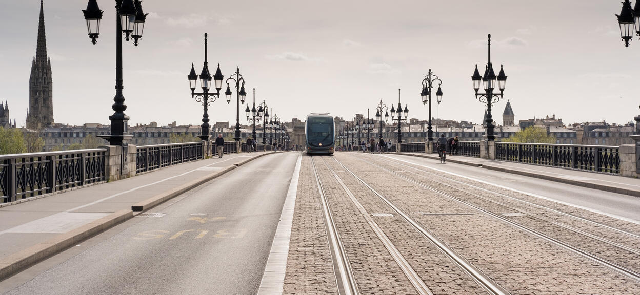 Citadis Bordeaux Copyright TOMA - Richard Nourry CID 159707.jpg