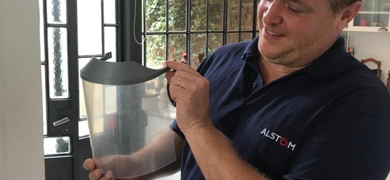 Fabricating face shields in Argentina