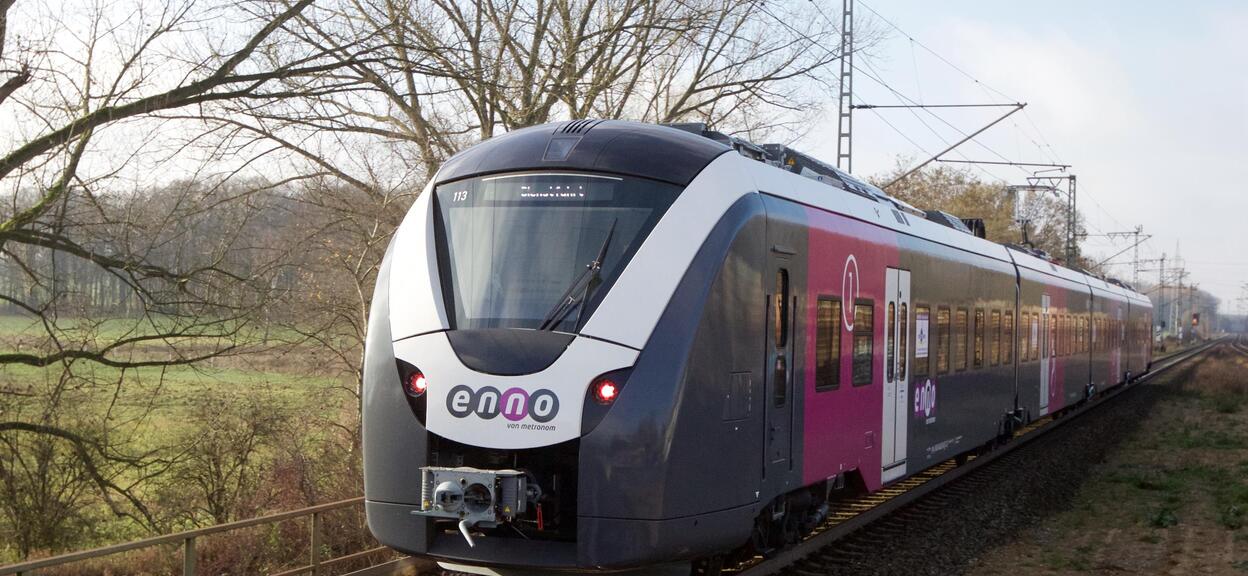 Coradia Continental Enno running in German countryside