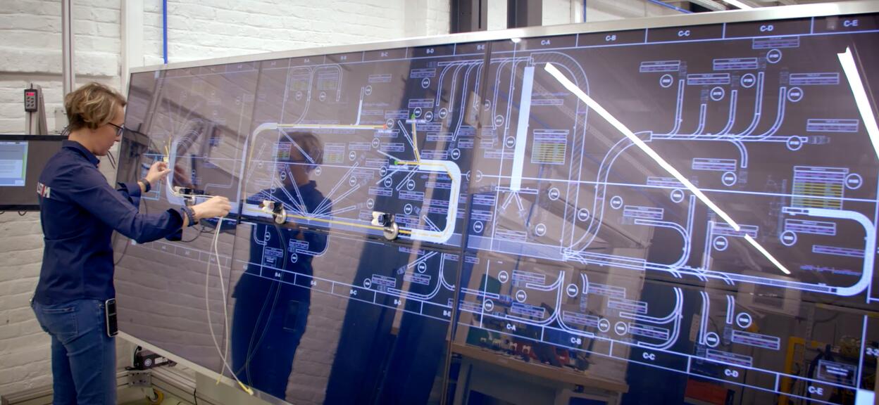 Alstom Table de câblage numérique interactive.jpg