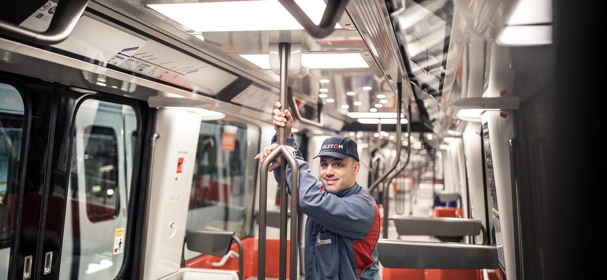 Employee Alstom_MP14_Valenciennes_Petite-Foret.jpg