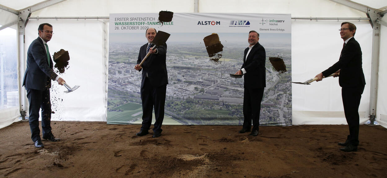Inauguration of the first hydrogen filling station