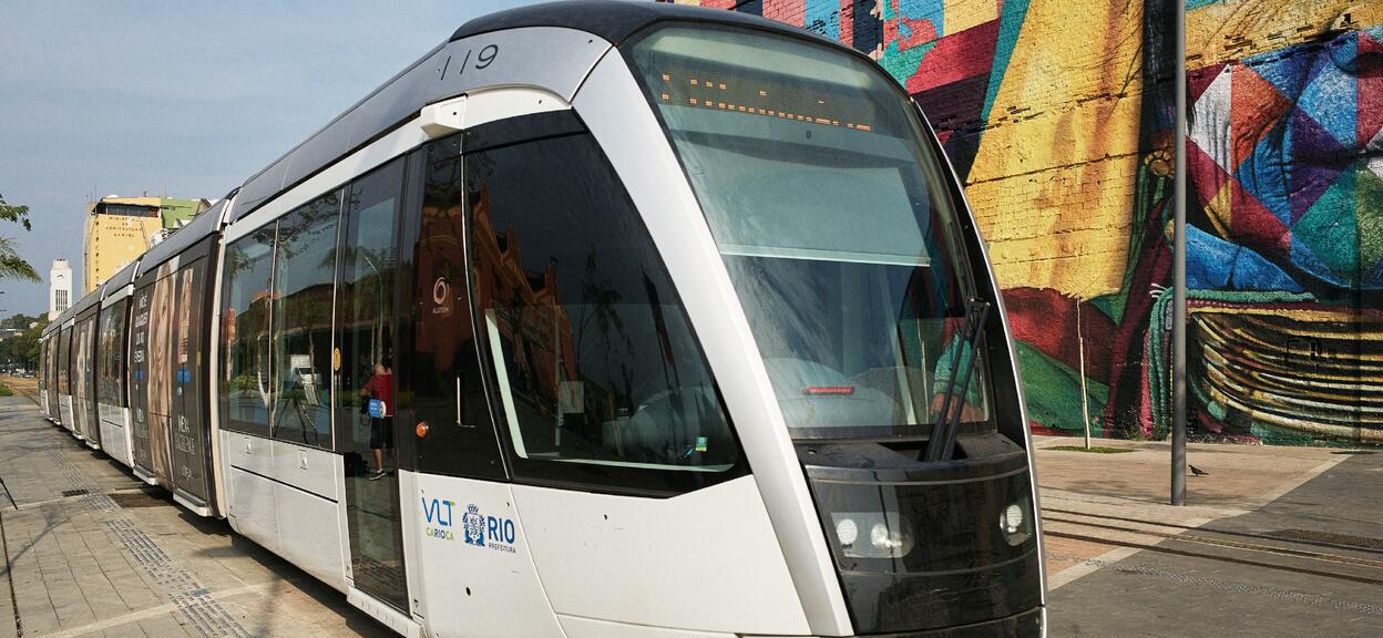 Citadis_tram_on_Rio_tramway