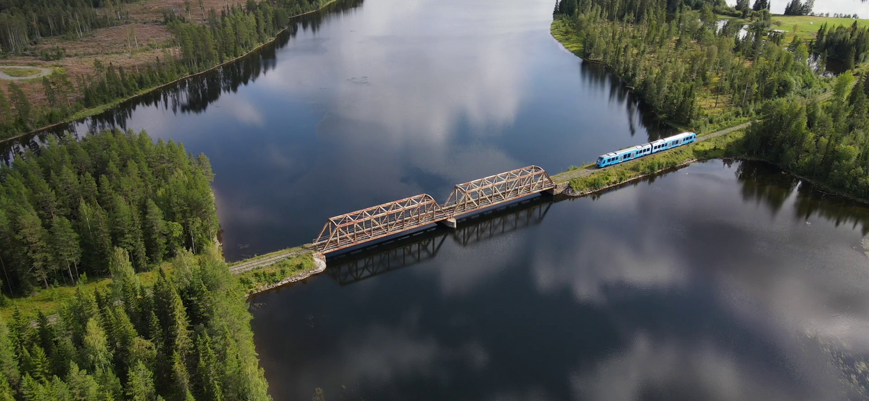 Alstom's Coradia iLint hydrogen train runs for the first time in Sweden 