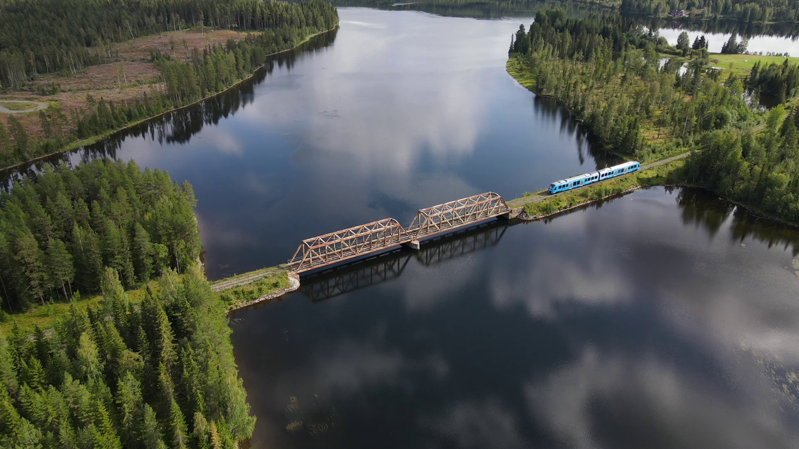 Alstom's Coradia iLint hydrogen train runs for the first time in Sweden 