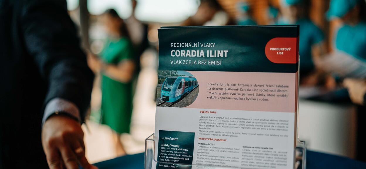 Brochure on display Coradia iLint Railshow