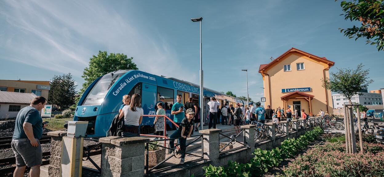 Czechia Hydrogen Railshow event in Lanškroun May 2022.jpg