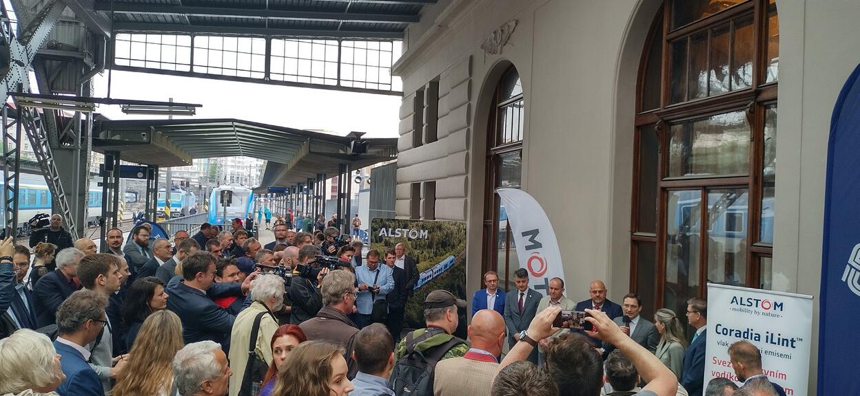 Czechia Hydrogen Railshow opening event in Prague May 2022.jpg