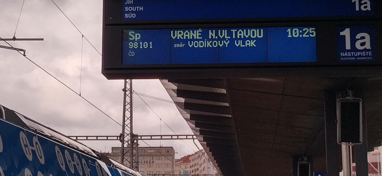 Czechia Hydrogen Railshow train schedule in Prague May 2022.jpg