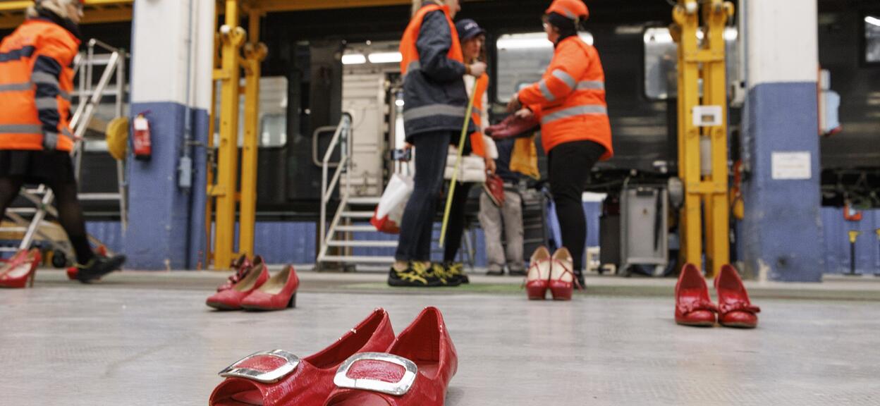 Red shoes installation Italy November 2022 Savigliano site