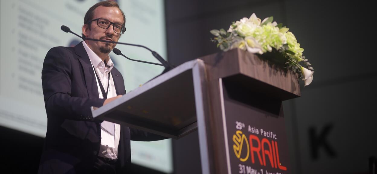 Toby_Tiberghien_3_Asia_Pacific_Rail.JPG