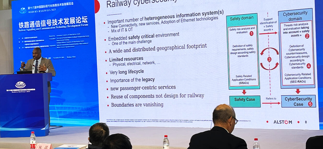 Eddy Thesee speaking at Modern Railways 2023