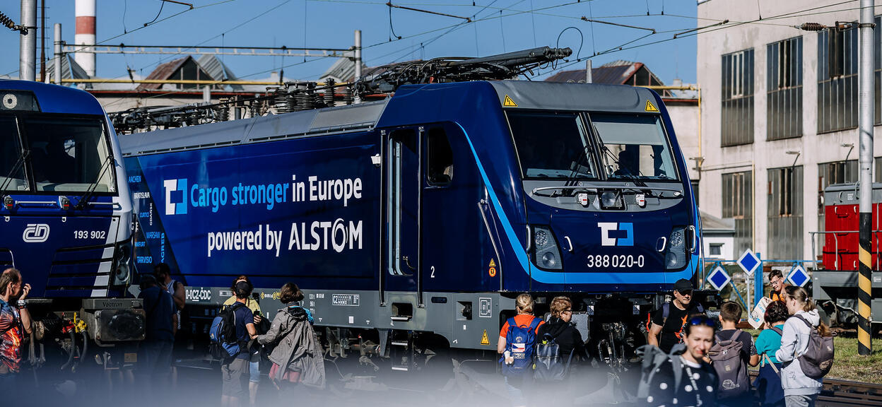 ČD Cargo unveils landmark Traxx Universal locomotive | Alstom