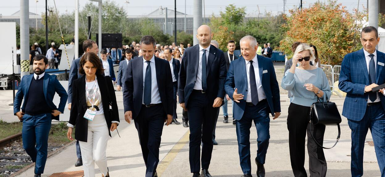 Presentation Coradia Stream - Regional 200kmh Trenitalia