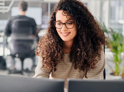 Braunschweig Wayside site employee. Copyright: ALSTOM SA 2025. Anne Friedrich