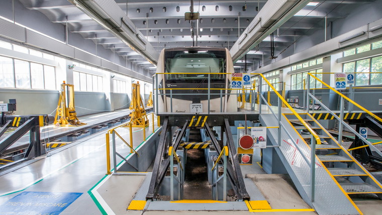 Rolling stock maintenance of the Bucharest Metro train fleet 