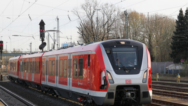 Production of ICx high-speed train bodies 