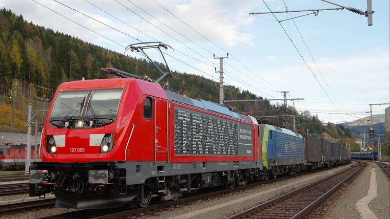 Traxx locomotives