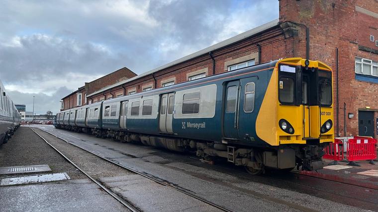 Class 507 (507001)