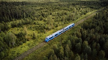 Coradia_iLint_on_tracks.jpg