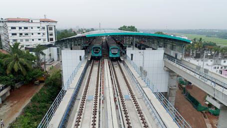 Third rail installed on Kochi Metro Bangalore