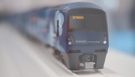 Alstom Eversholt Rail breeze hydrogen train model 1.JPG