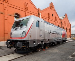 Traxx_DC3_Locomotives_Vado_Ligure.JPG
