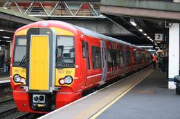 Gatwick_Express_Station.jpg 