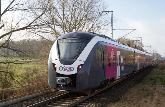 Coradia Continental Enno running in German countryside