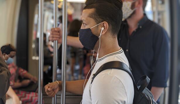Paris Metro passengers with face masks