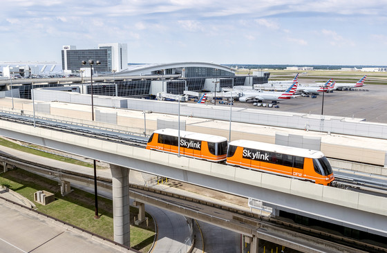 Skylink_DFW_Airport_Innovia_APM.jpg 