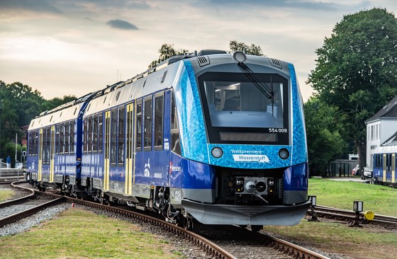 Coradia_iLint_Hydrogen_Train.jpg