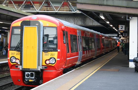 Gatwick_Express_Station.jpg 