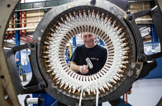 Permanent_magnet_motor_Ornans_Production.jpg