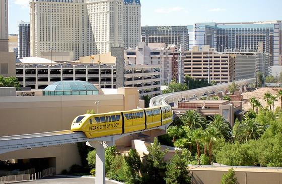 Innovia_Monorail_200_Las_Vegas_163210.jpg