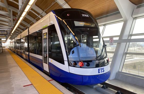 Edmonton Valley Line Southeast LRT in station