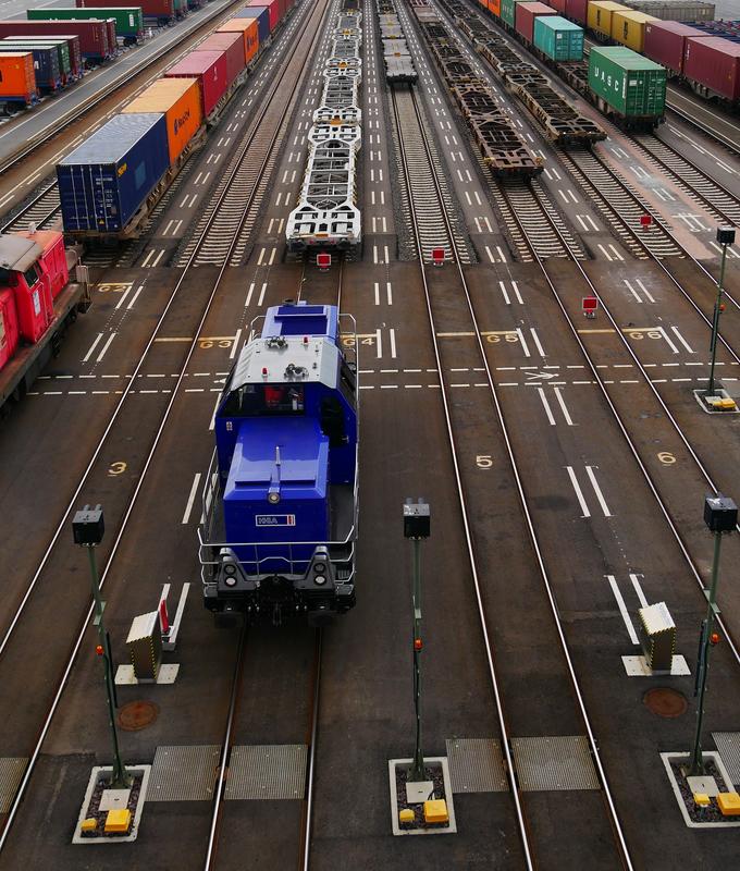 Copyright: Alstom / A. Pavone Hybrid_Locomotive_Prima_H3_for_Metrans_Port_Hamburg.jpg