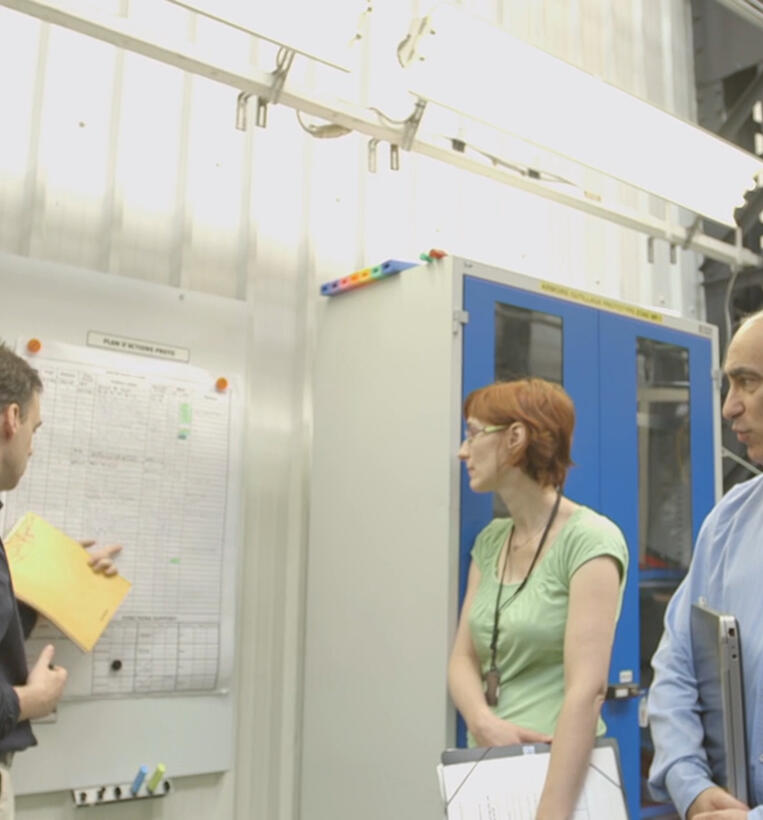 2014: The manufacturing of the Hesop converter prototype was completed in November 2014 at Alstom Belgium’s factory in Charleroi.